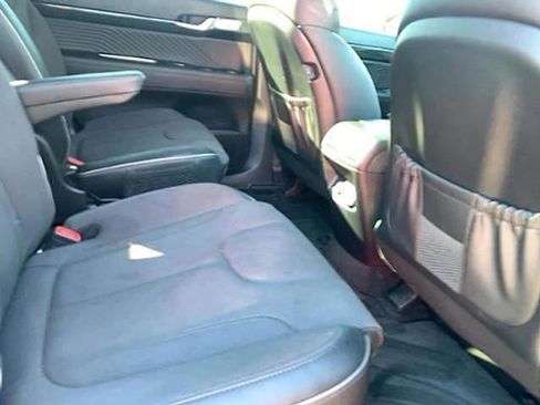 Used 2025 Hyundai Palisade Calligraphy image 14