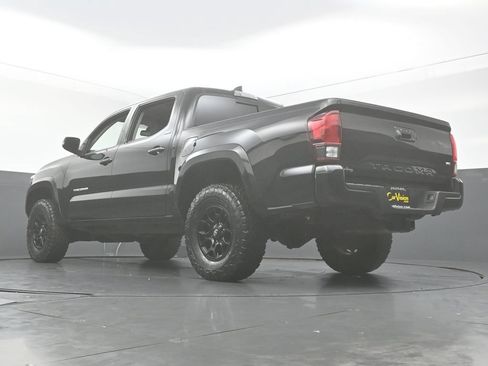 Used 2022 Toyota Tacoma SR5 w/ Technology Package RWD image 44
