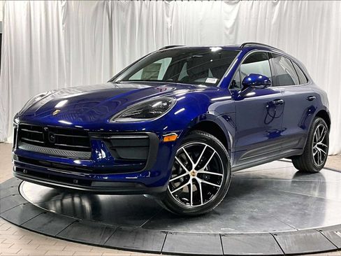 Used 2026 Porsche Macan AWD/4WD image 1