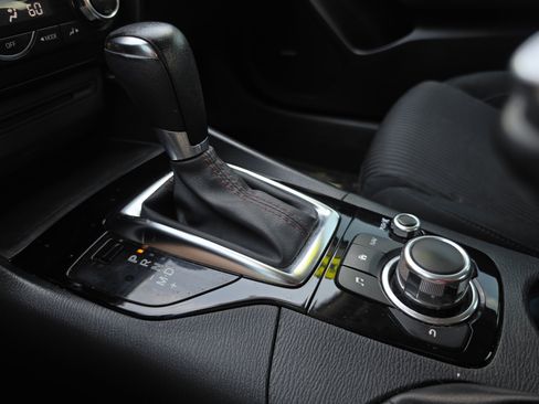 Used 2015 MAZDA MAZDA3 i Touring w/ Technology Package FWD image 26