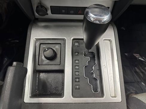 Used 2007 Dodge Nitro SLT w/ Trailer Tow Group image 38