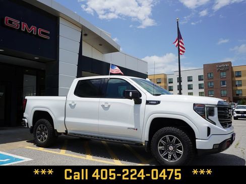 Used 2024 GMC Sierra 1500 AT4 w/ Technology Package AWD/4WD image 2