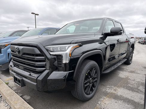 New 2026 Toyota Tundra Limited AWD/4WD image 4