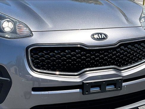Used 2017 Kia Sportage LX FWD image 35