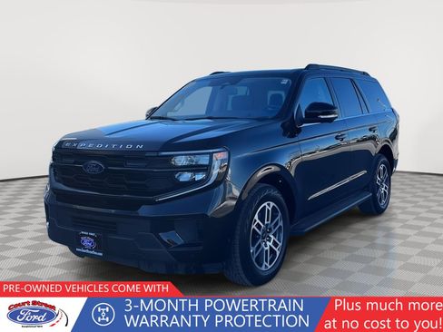 Certified 2025 Ford Expedition Active image 1