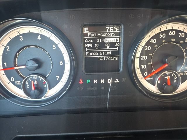 Used 2021 RAM 1500 Classic SLT AWD/4WD image 17