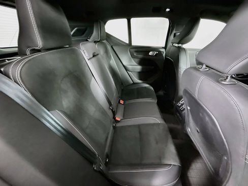Used 2023 Volvo XC40 Recharge Ultimate w/ Protection Package Premier AWD/4WD image 27