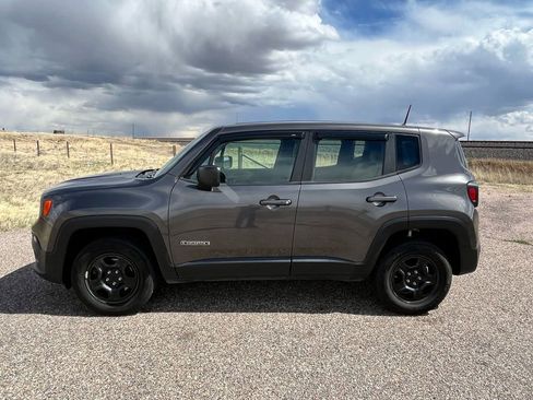 Used 2017 Jeep Renegade Sport w/ Power & Air Group image 2
