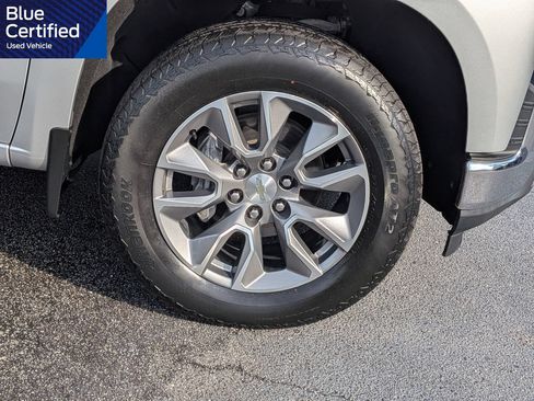 Used 2020 Chevrolet Silverado 1500 LT AWD/4WD image 16