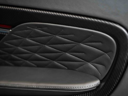 Used 2024 Aston Martin DB12 Coupe image 32