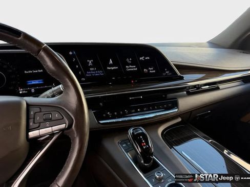 Used 2024 Cadillac Escalade Sport w/ Touring Package AWD/4WD image 9