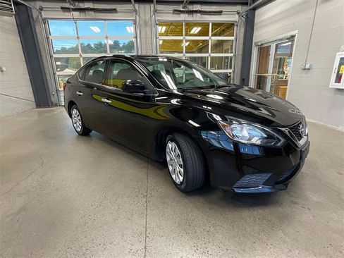 Used 2019 Nissan Sentra S FWD image 7