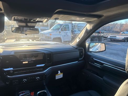 New 2026 GMC Sierra 1500 Elevation w/ Elevation Premium Package image 13