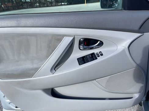 Used 2007 Toyota Camry Hybrid image 18