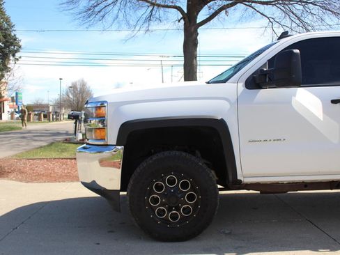 Used 2016 Chevrolet Silverado 2500 W/T image 40