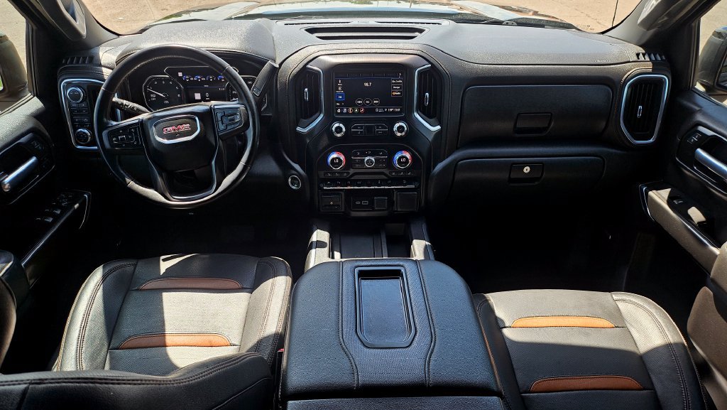 Used 2021 GMC Sierra 1500 AT4 w/ AT4 Premium Package AWD/4WD image 5
