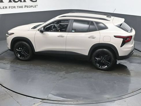 New 2026 Chevrolet Trax ACTIV w/ Driver Confidence Package FWD image 21