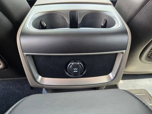 New 2026 Kia Carnival EX FWD image 13