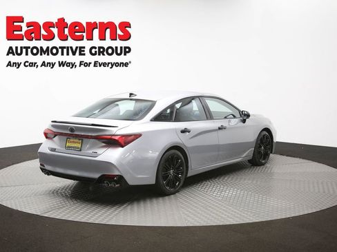 Used 2021 Toyota Avalon XSE FWD image 43