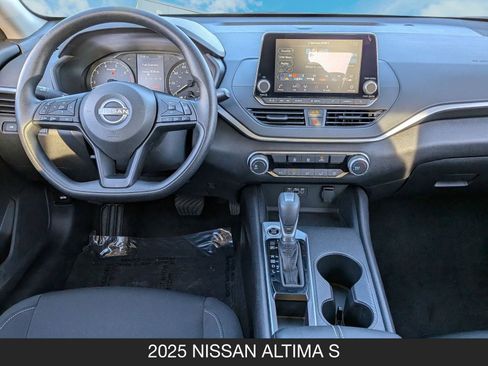 Certified 2025 Nissan Altima 2.5 S image 14