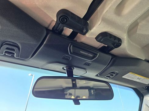 Used 2020 Jeep Wrangler Unlimited Sahara image 29