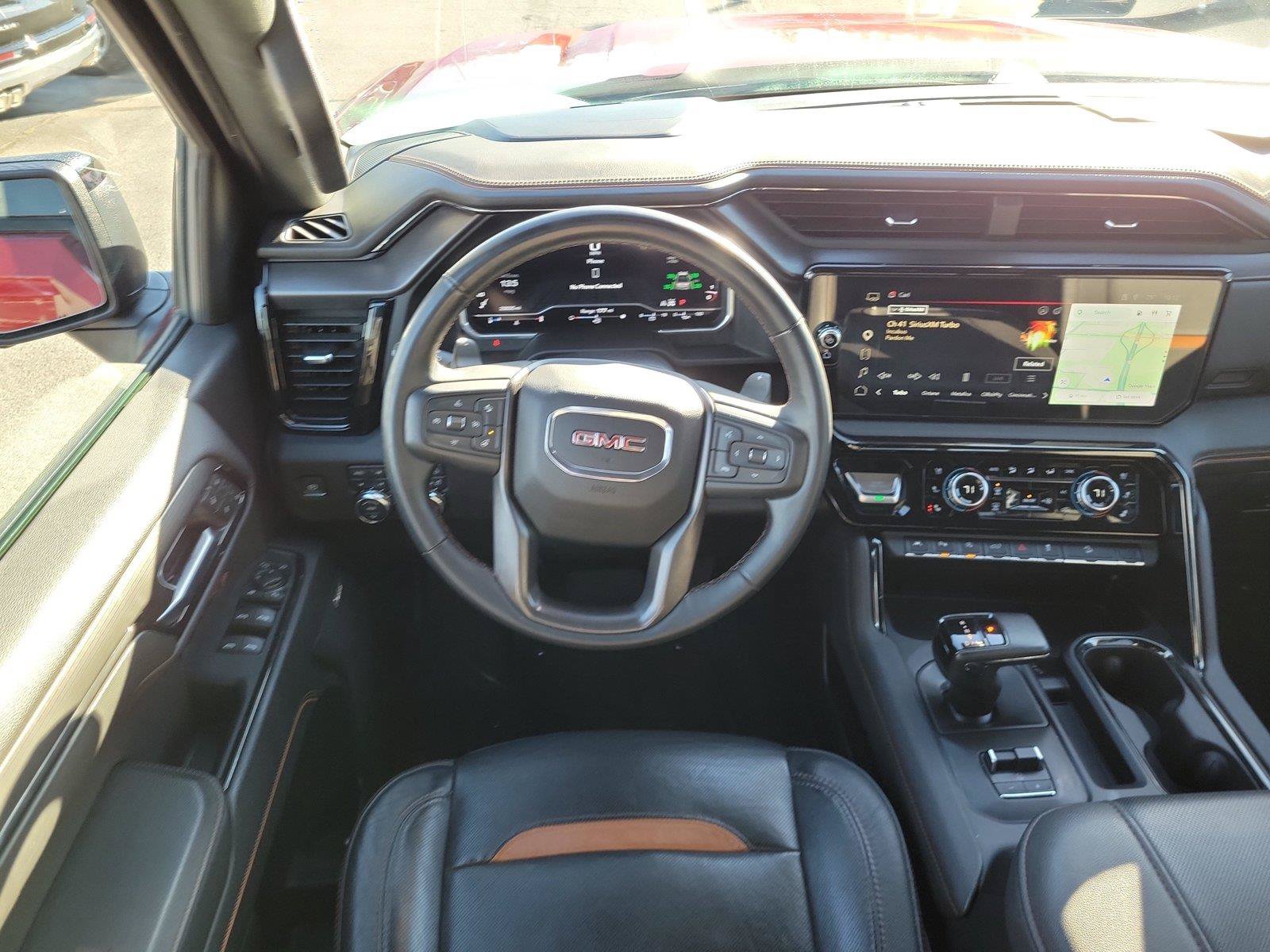Used 2024 GMC Sierra 1500 AT4 w/ AT4 Preferred Package AWD/4WD image 9
