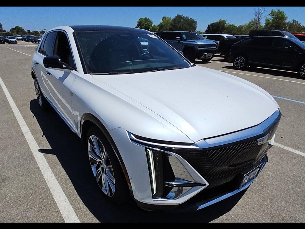 Used 2024 Cadillac Lyriq Luxury w/ Nappa Leather Package RWD image 2