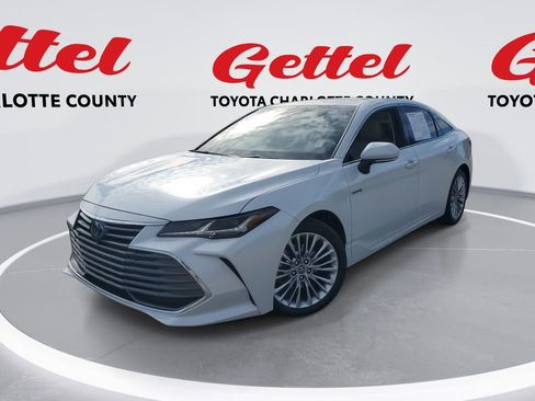 Certified 2020 Toyota Avalon Limited image 1