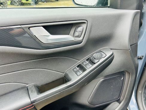 Used 2024 Ford Escape ST-Line w/ Tech Pack #1 AWD/4WD image 15