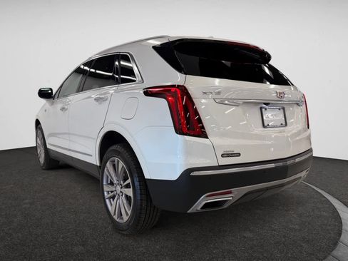 Certified 2023 Cadillac XT5 Premium Luxury image 3