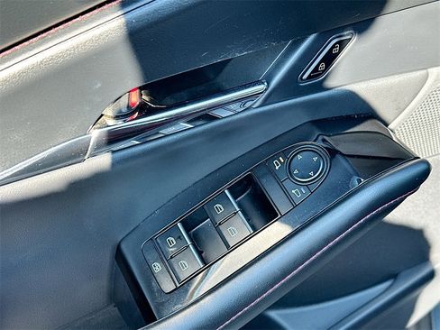 Used 2022 MAZDA CX-30 AWD 2.5 S w/ Preferred Package image 17