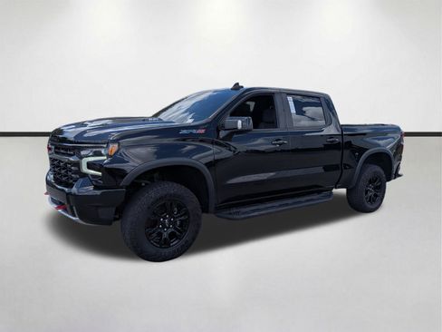 Used 2023 Chevrolet Silverado 1500 ZR2 w/ Technology Package AWD/4WD image 8
