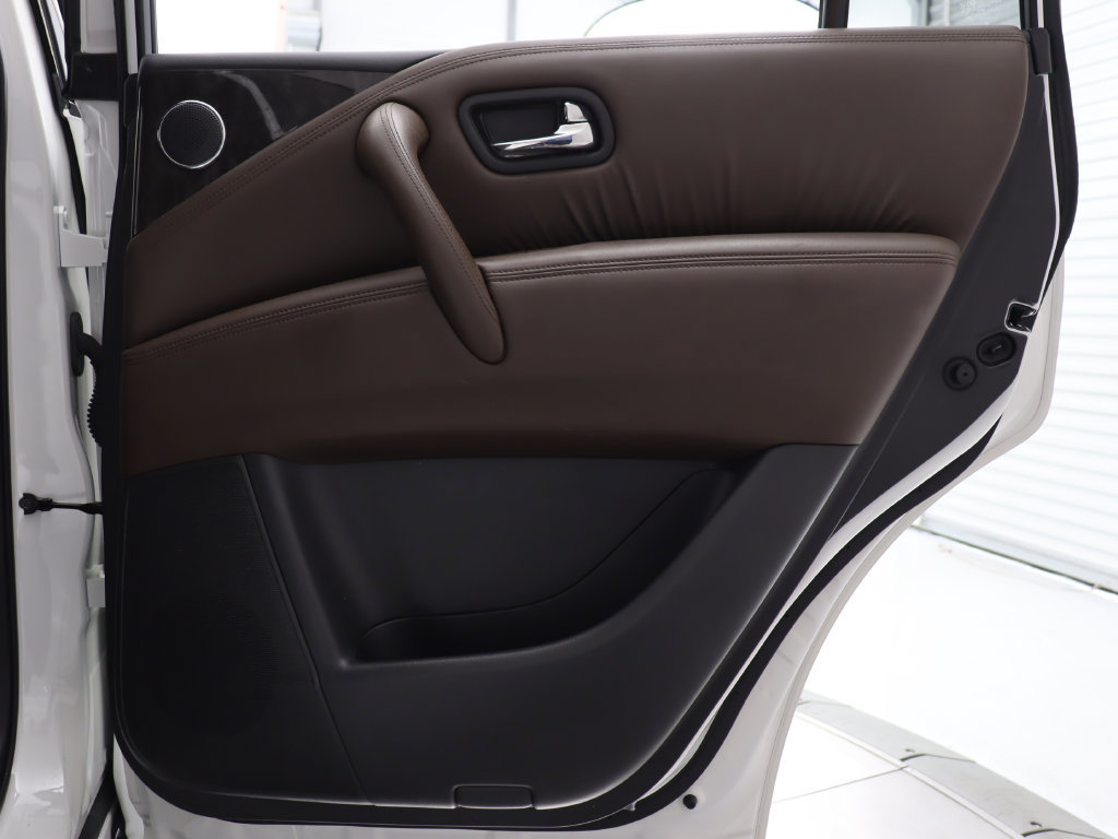 Used 2024 Nissan Armada Platinum w/ Captain's Chairs Package RWD image 40