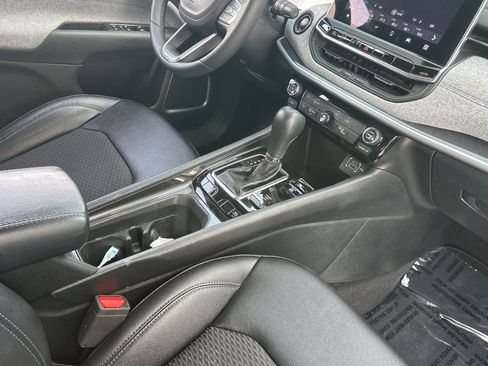 Used 2024 Jeep Compass Latitude image 19
