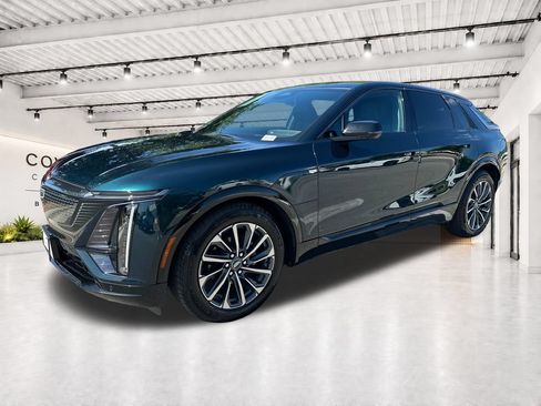 Used 2024 Cadillac Lyriq Sport w/ LPO, Floor Liner Package RWD image 4