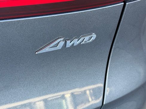 Used 2023 Genesis GV70 2.5T w/ Sport Prestige Package AWD/4WD image 14