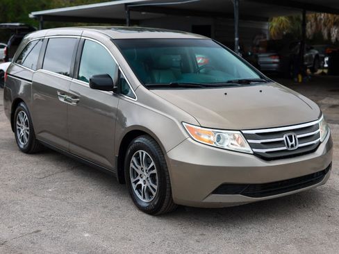 Used 2013 Honda Odyssey EX-L image 16