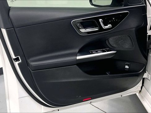 Used 2022 Mercedes-Benz C 300 Sedan image 17