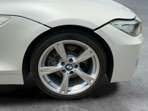 Used 2013 BMW Z4 sDrive28i RWD image 18