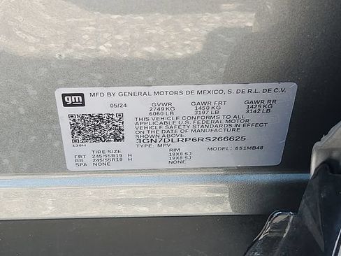 Used 2024 Chevrolet Equinox EV LT FWD image 27