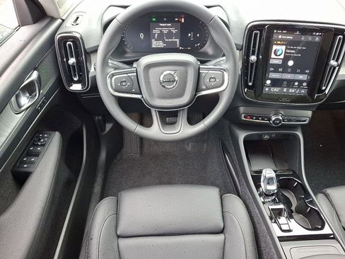 New 2026 Volvo XC40 B5 Plus w/ Protection Package Premier image 7