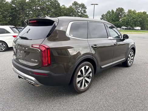 Used 2021 Kia Telluride EX w/ EX Premium Package AWD/4WD image 8