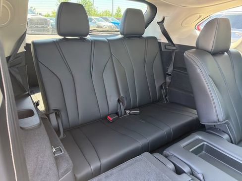 Used 2025 Acura MDX w/ Technology Package AWD/4WD image 33