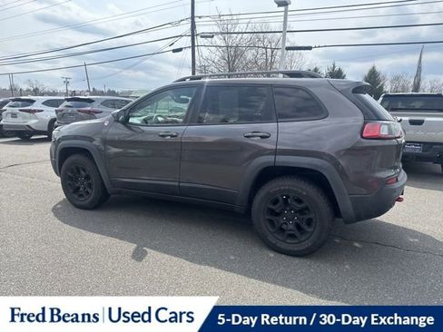 Used 2019 Jeep Cherokee Trailhawk image 15