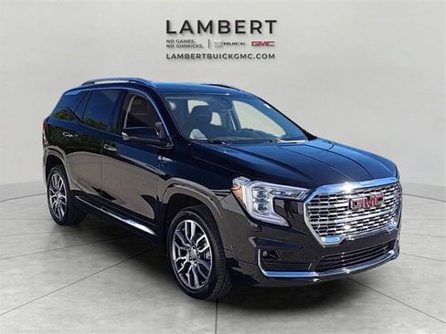 Used 2023 GMC Terrain Denali image 12