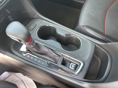 Used 2022 Chevrolet Equinox RS w/ RS Leather Package FWD image 45