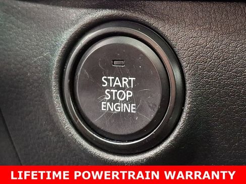 Used 2025 MAZDA MAZDA3 s image 24