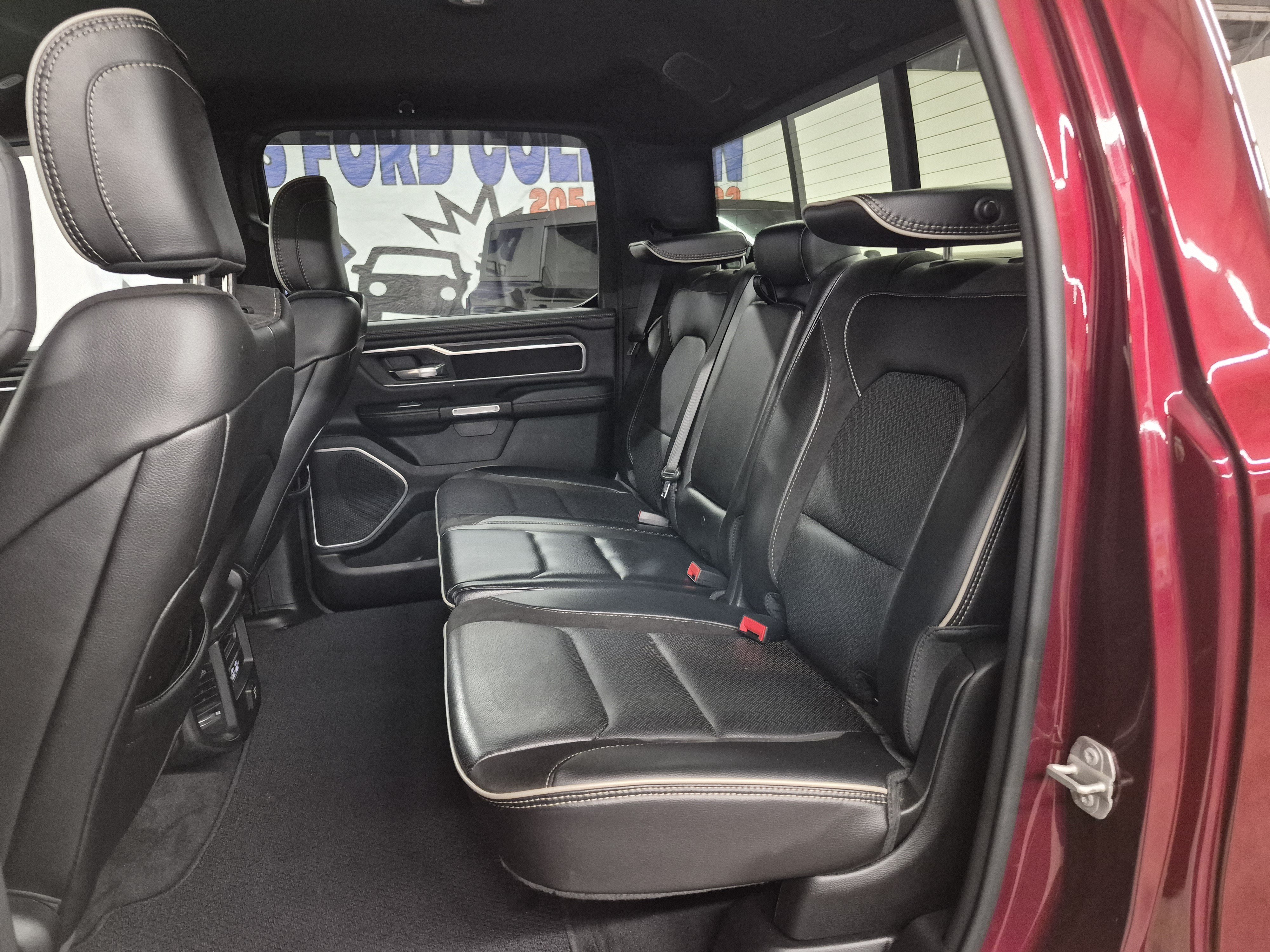 Used 2023 RAM 1500 Laramie AWD/4WD image 14