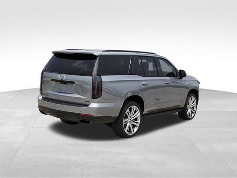 Certified 2026 Cadillac Escalade Platinum Sport w/ LPO, ONYX Package AWD/4WD image 4