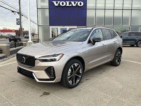 New 2026 Volvo XC60 T8 Plus w/ Protection Package Premier AWD/4WD image 3